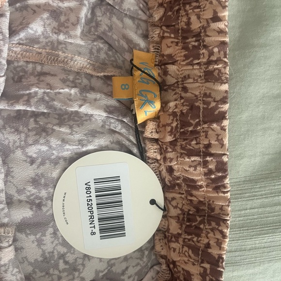 Brand new patterned pants from Verge Girl - Picture 4 of 5